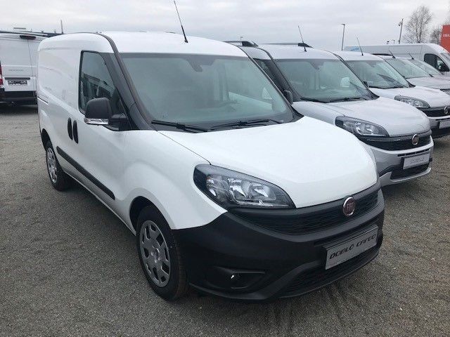 Fiat Doblo Cargo L1 SX 100 - Transporter oder LKW bis 7,5 t - Kastenwagen