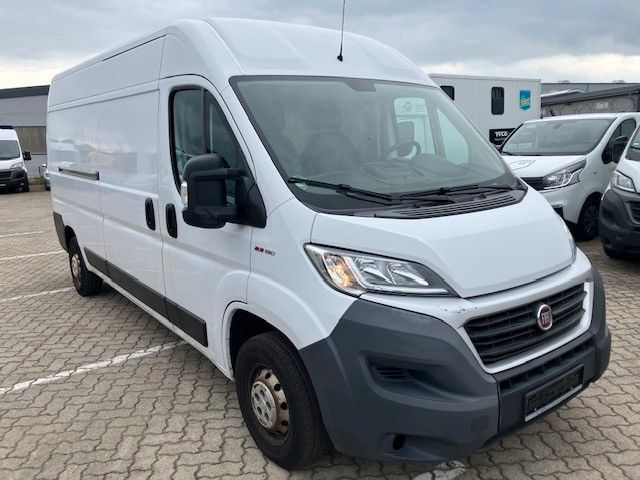 Fiat Ducato 35 Kastenwagen L4H2 130 MT6 - Transporter or truck up to 7.5 t - Box van high + long